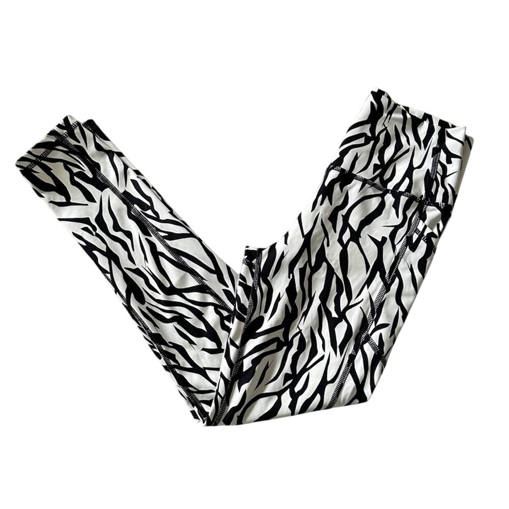ZYIA Active Black and White Leggings
